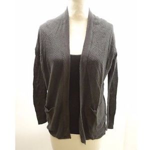 AMERICAN EAGLE CARDIGAN SIZE XL BUT NOT BIG